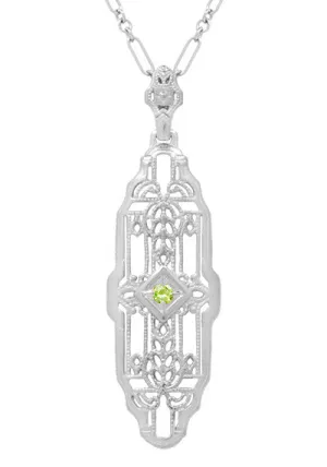 1920's Filigree Peridot Pendant Necklace in Sterling Silver - Art Deco Lozenge Shape