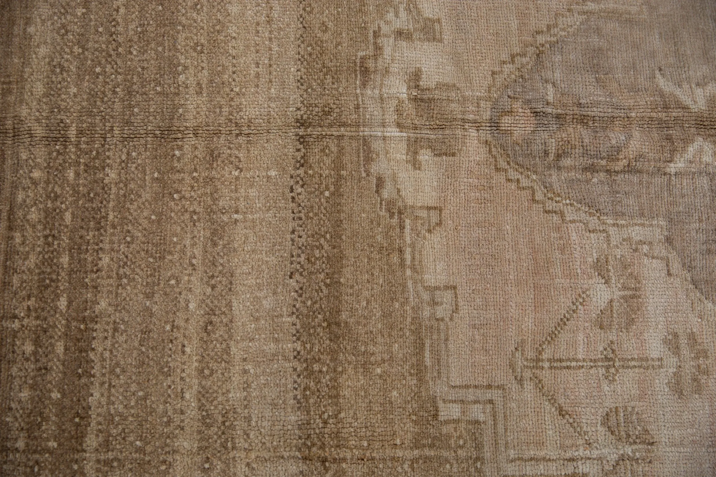 9.5x11 Vintage Distressed Oushak Carpet