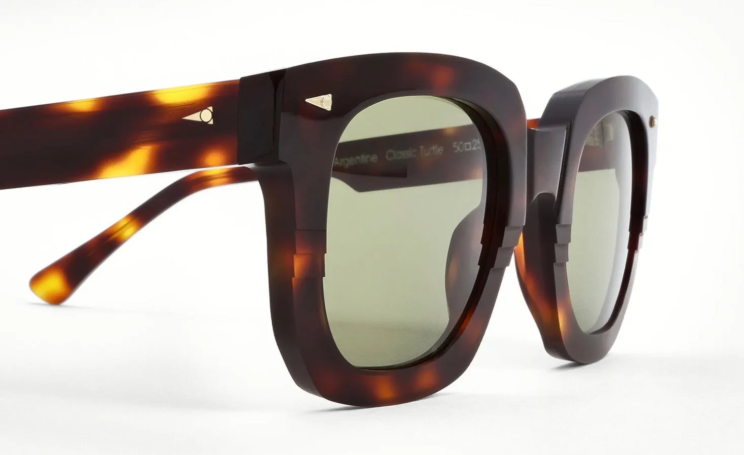 ARGENTINE-Classic Turtle / Khaki Light