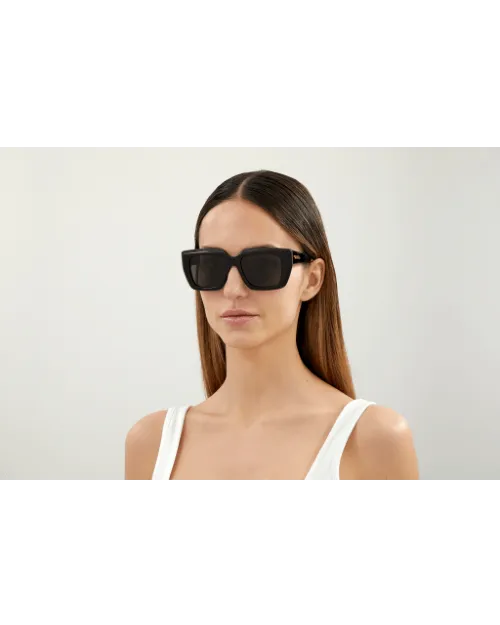 BOTTEGA VENETA | New Classic Woman Sunglasses | Black