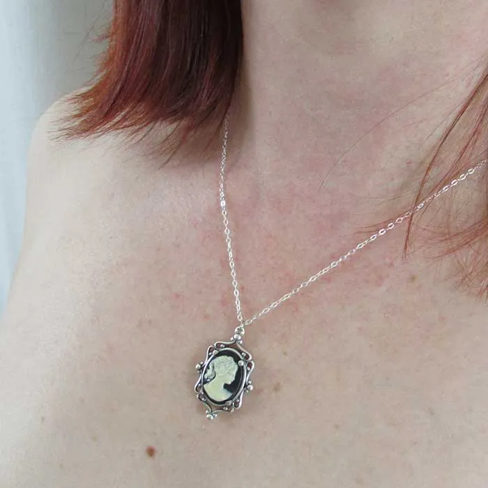 Classic Cameo Pendant