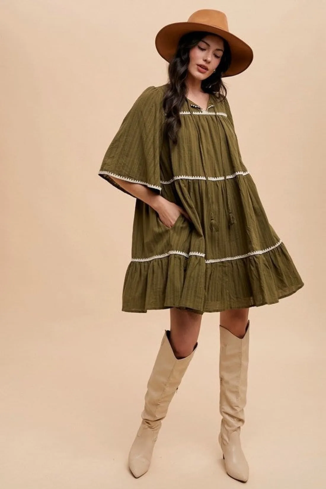 Contrast Trim Tiered Dress in Olive