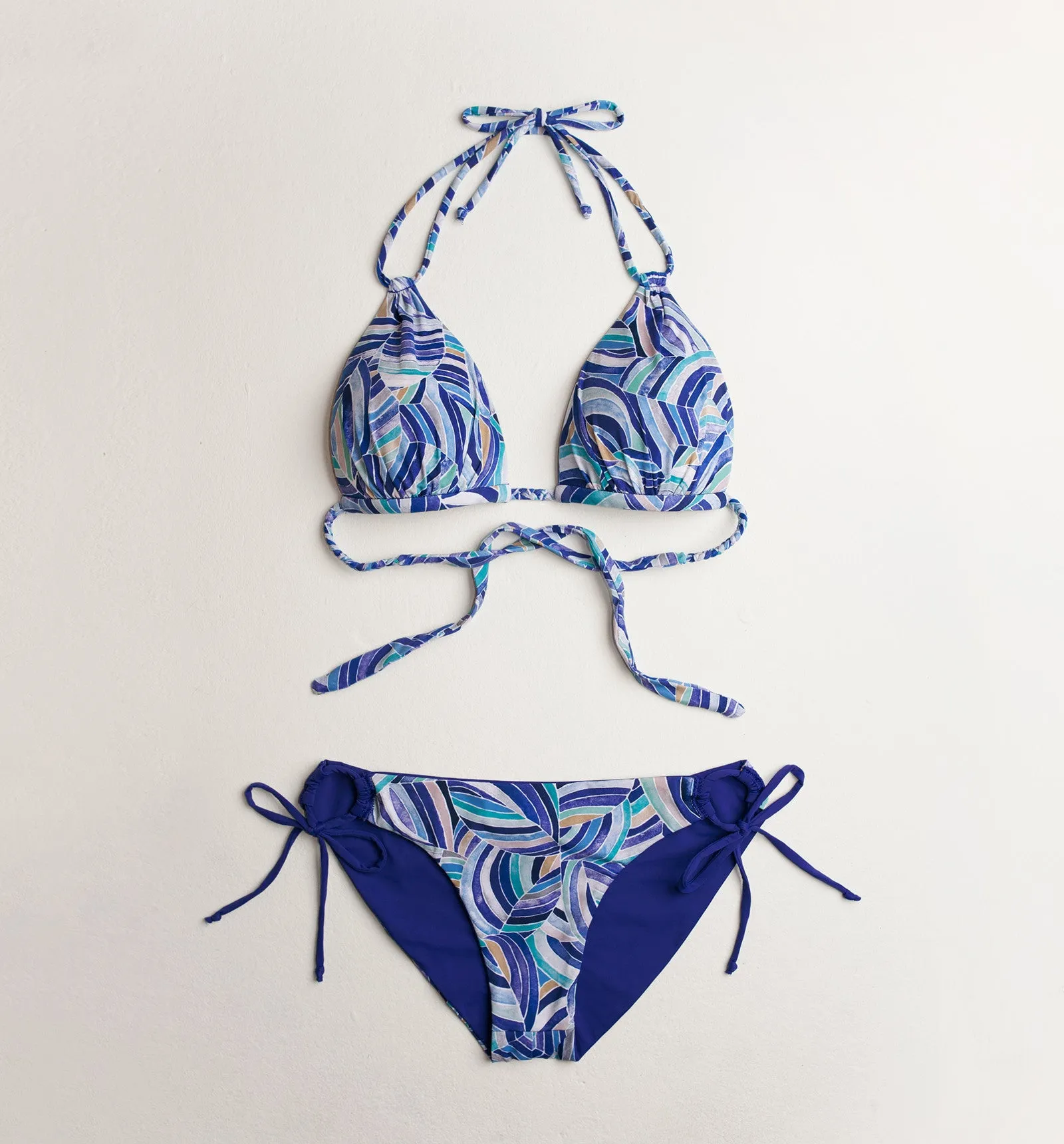 Cove ~ Reef/Marine