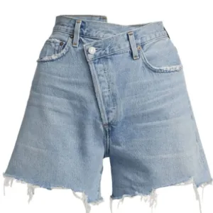 Criss Cross Short (Symbol)