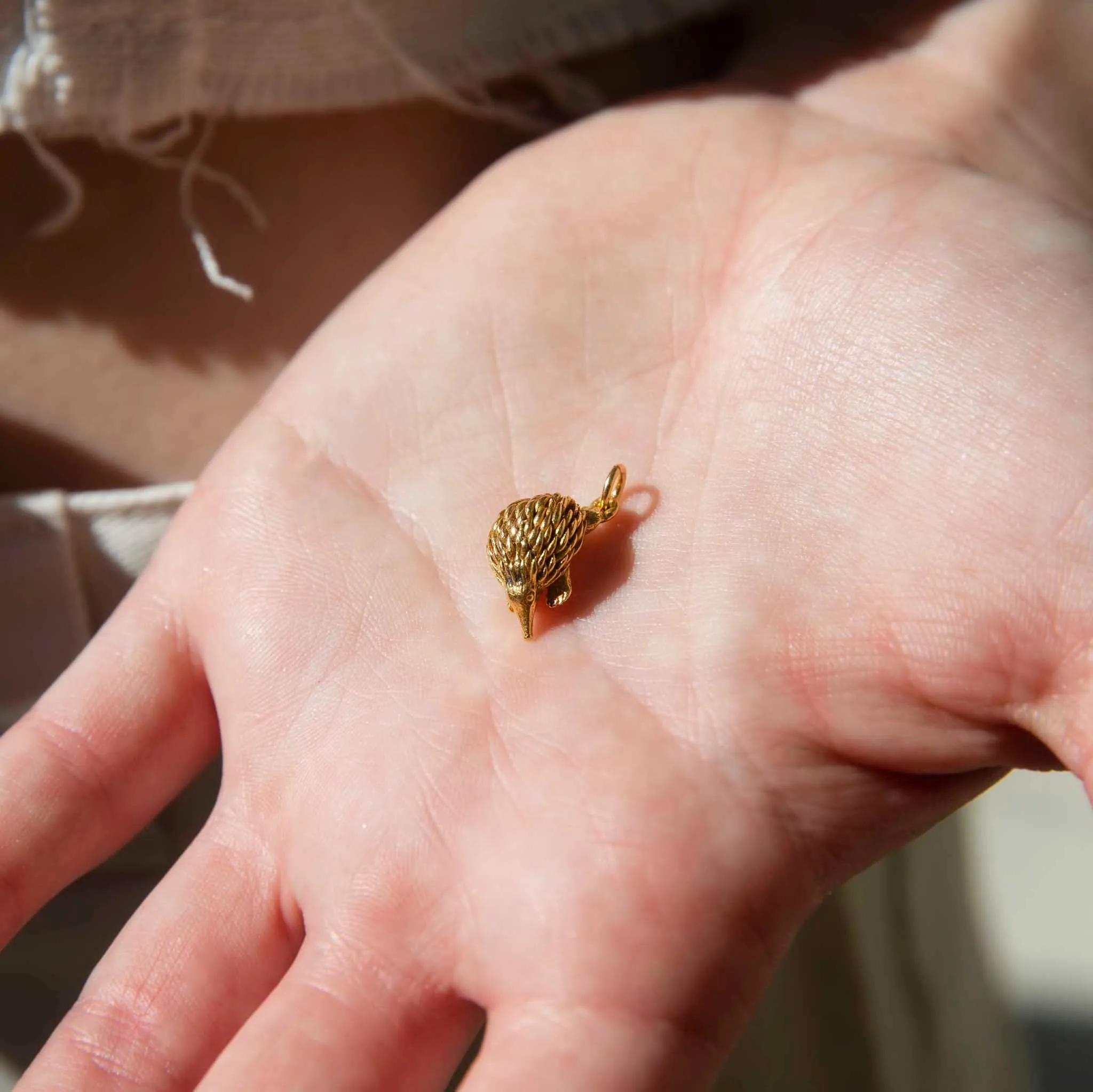 Echidna 1970s Charm Pendant 9ct Gold