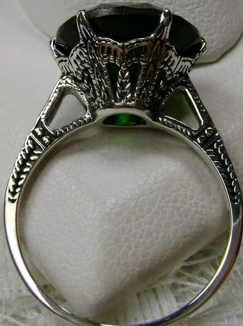 Emerald Green Ring,  Classic Jewelry #D37