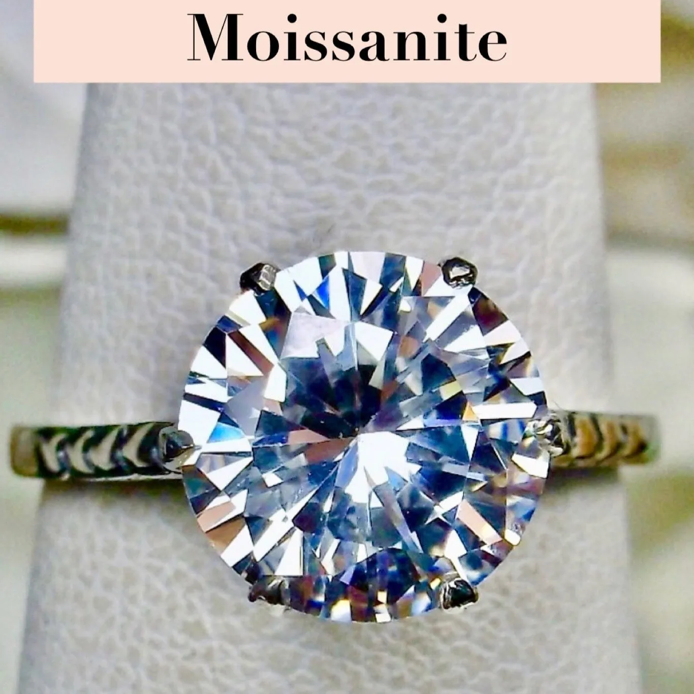 Faux Diamond Ring, White Gem Classic Solitaire Ring #D37z