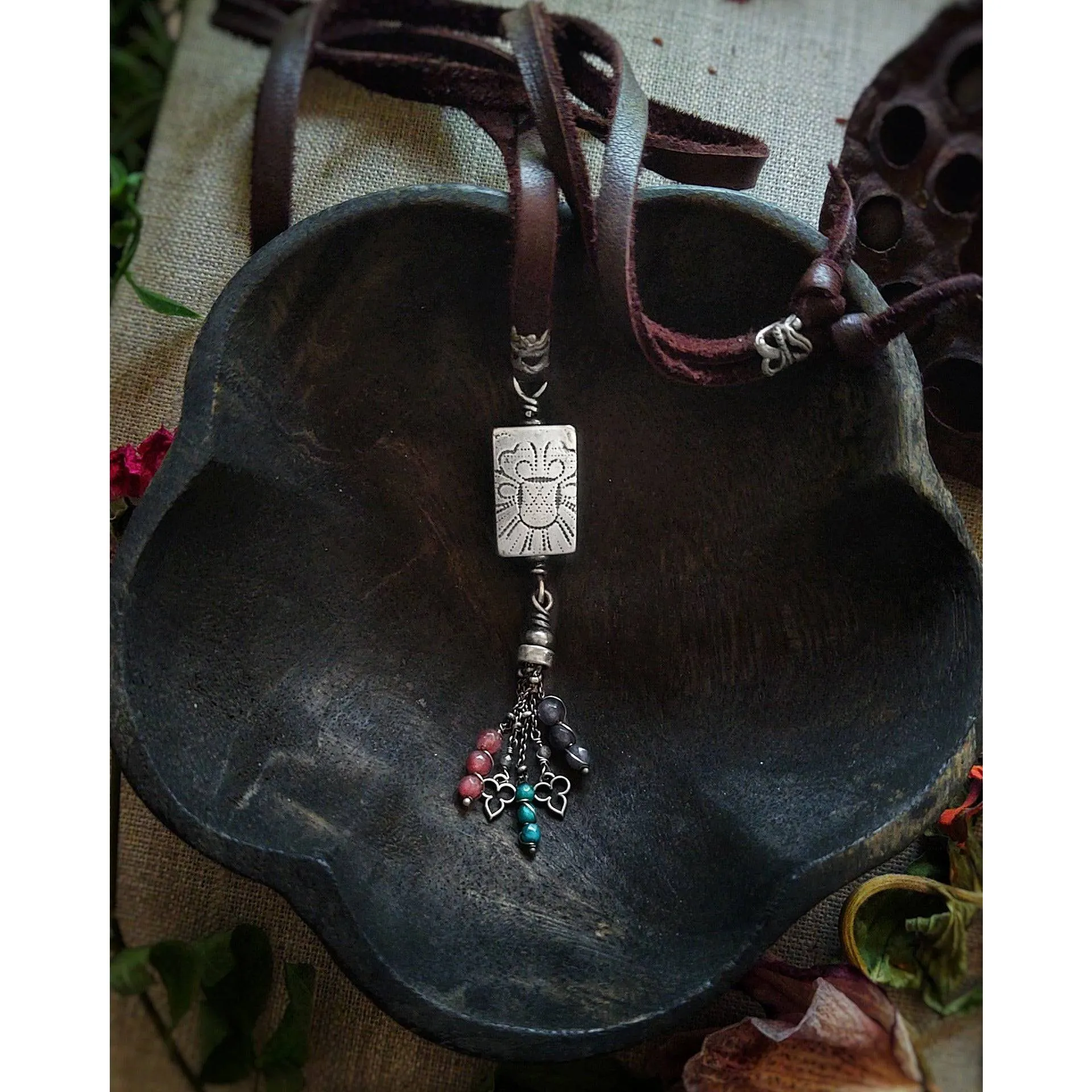 FLORAL HOLLOW FORM TASSEL - Beaded Necklace