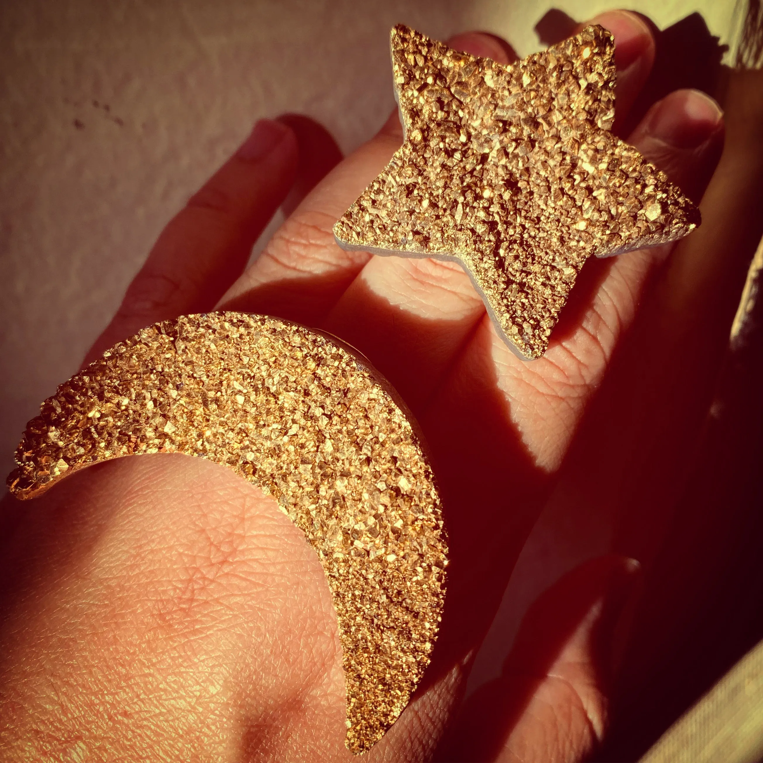 Gold druzy star ring