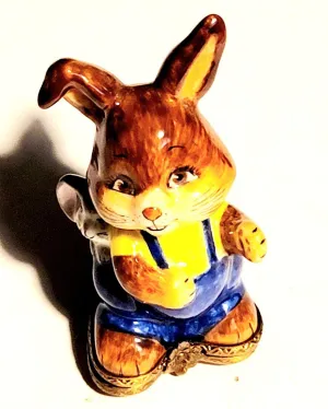 Happy Rabbit with Mouse