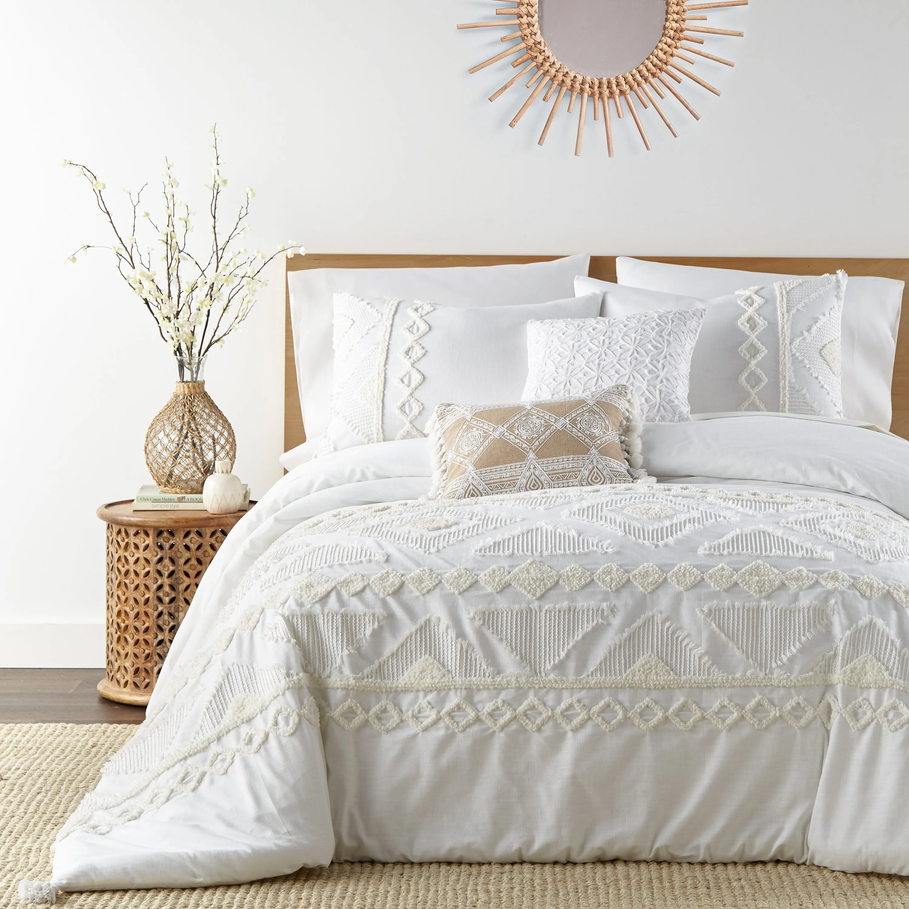 Harleson White Diamonds With Tassels Pillow