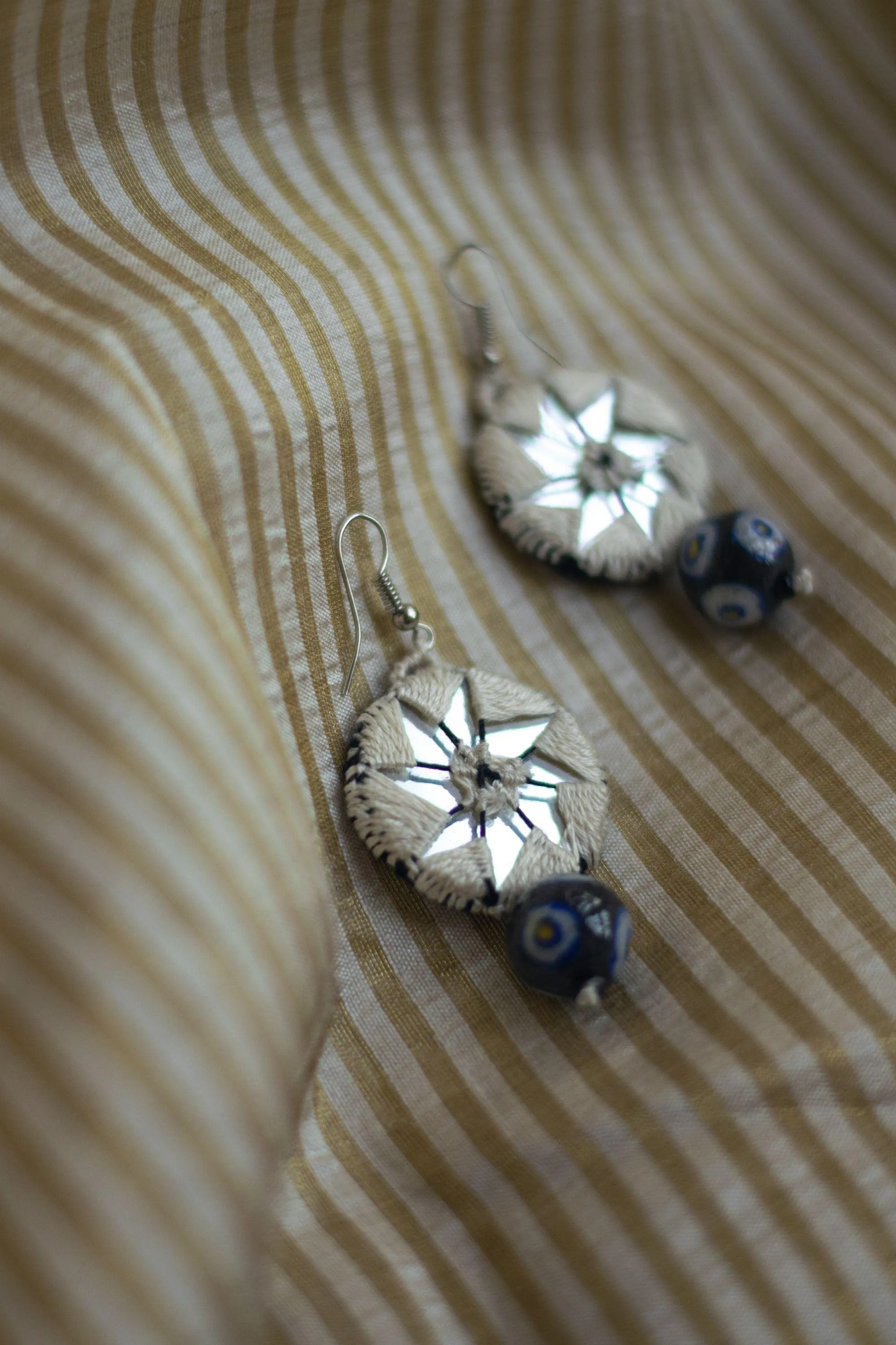 Kaisori blue pottery jewellery-  Dual circle thread - black and white