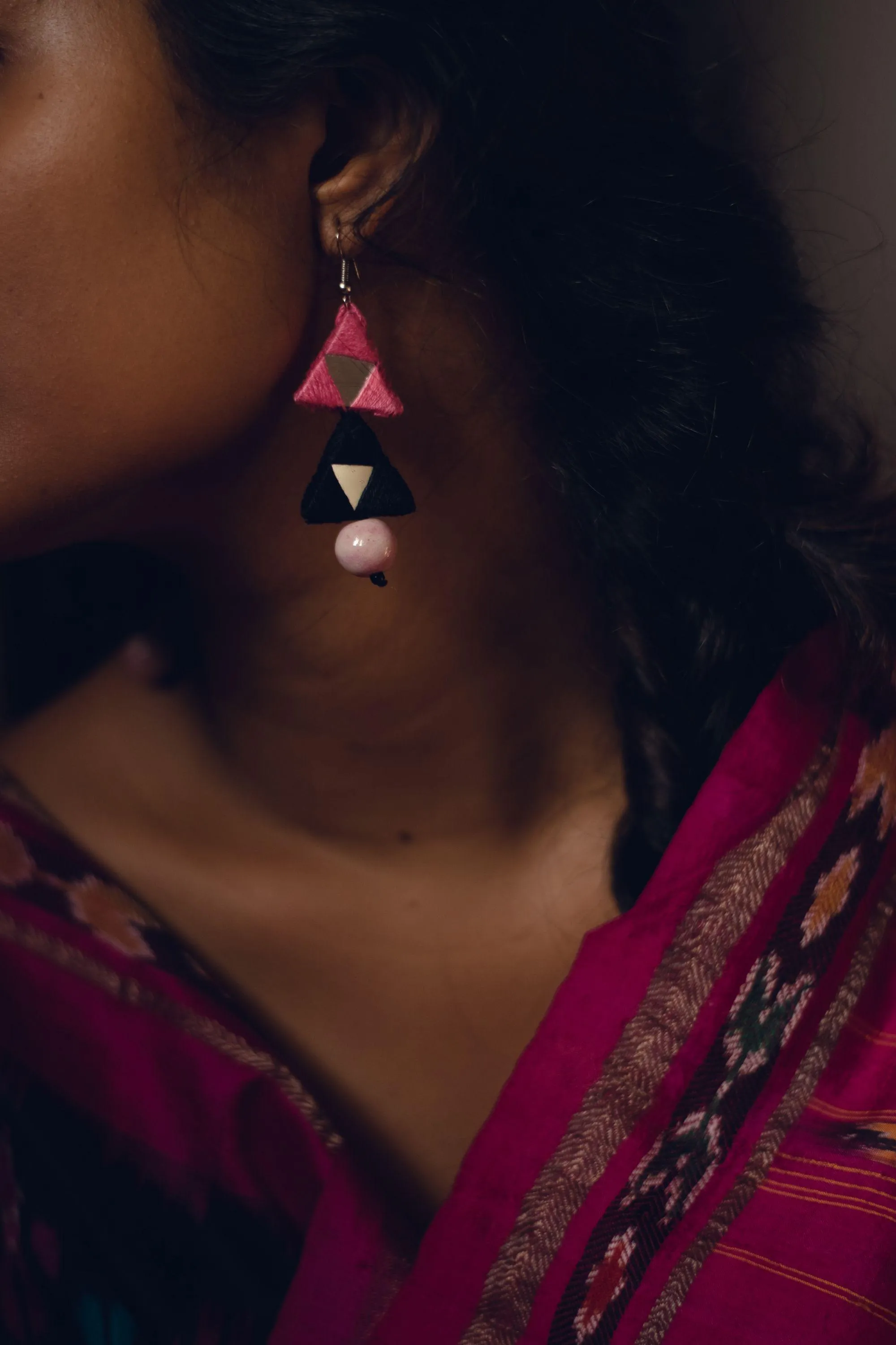 Kaisori blue pottery jewellery - Triad thread earrings - pink and white