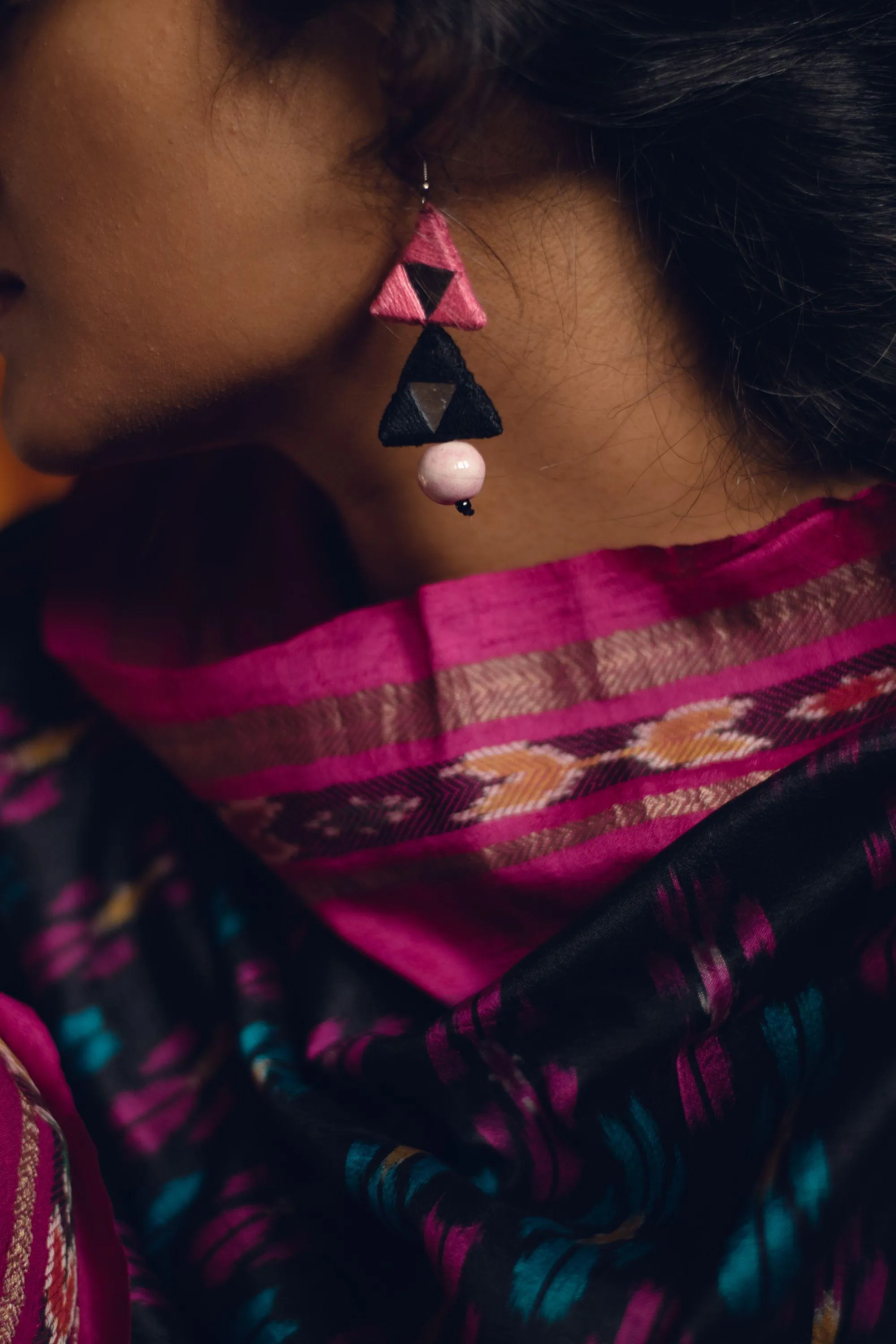 Kaisori blue pottery jewellery - Triad thread earrings - pink and white