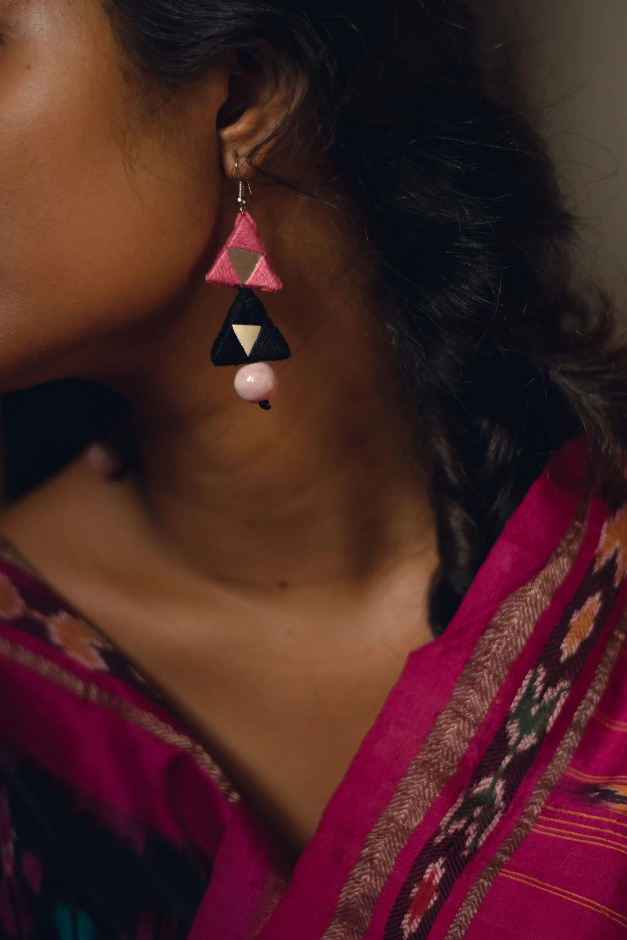 Kaisori blue pottery jewellery - Triad thread earrings - pink and white