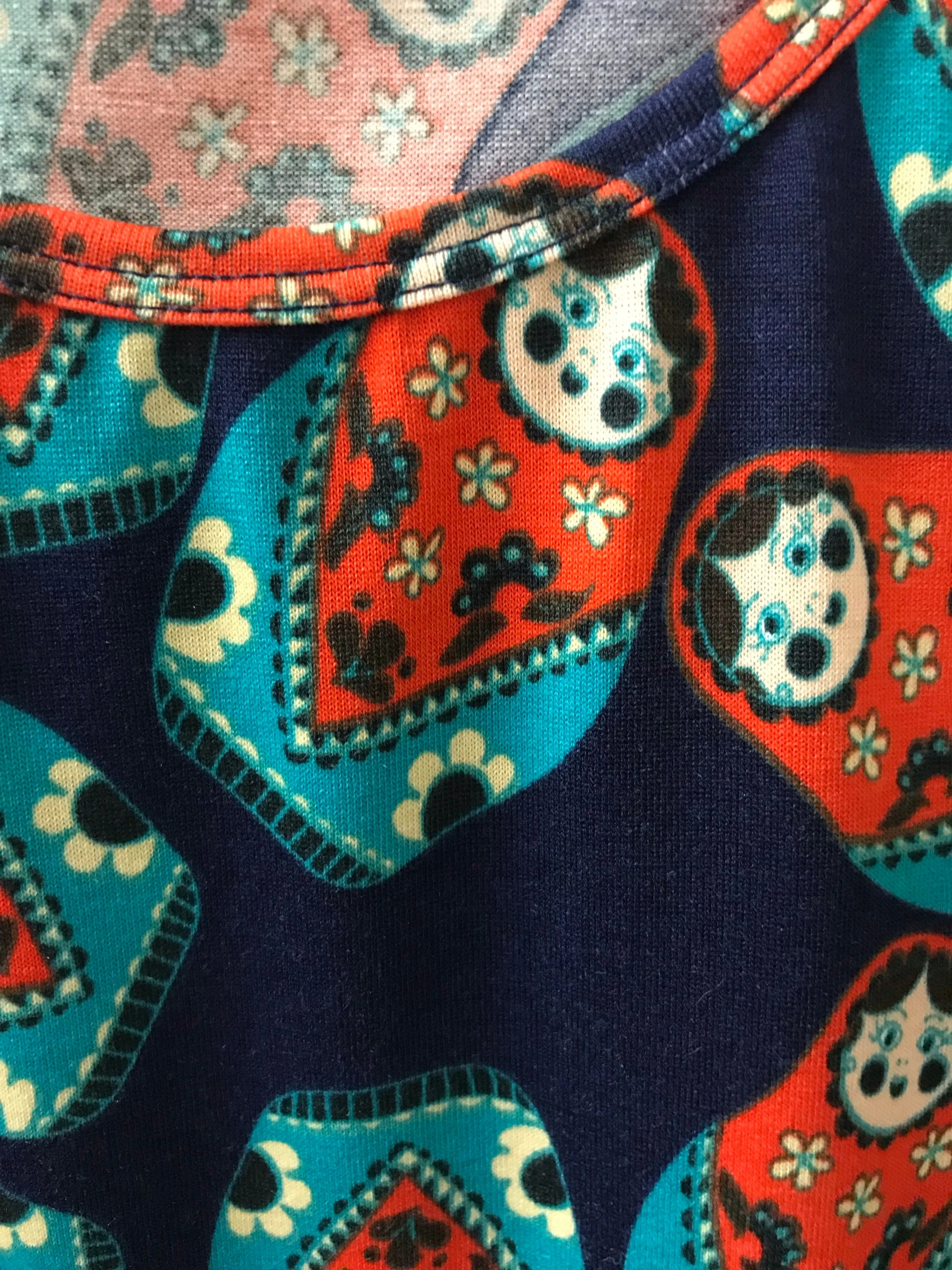 Lularoe Classic Tee- Medium