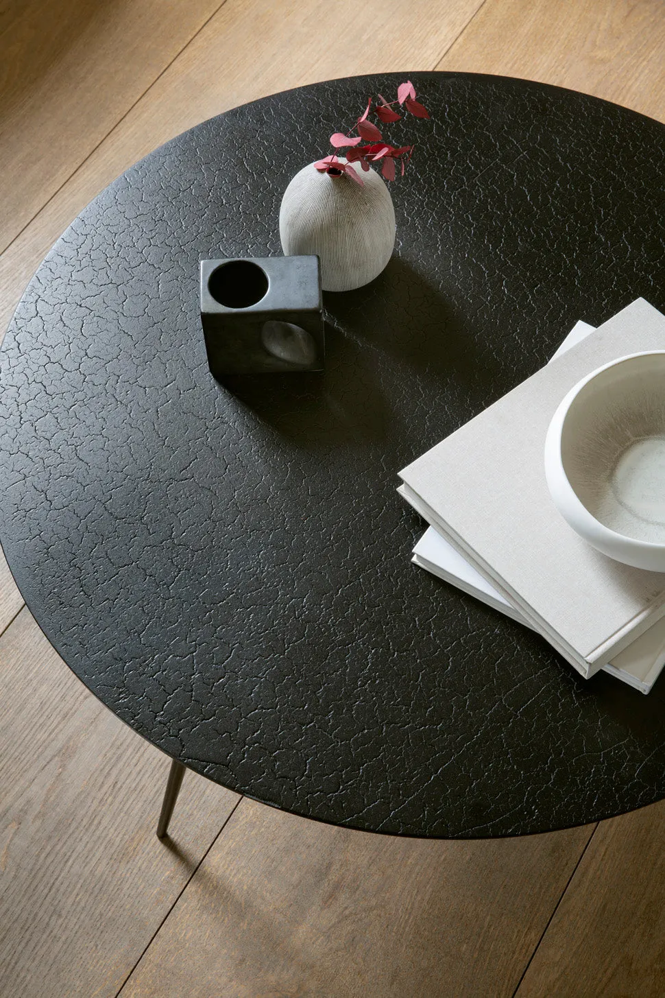 luna coffee table