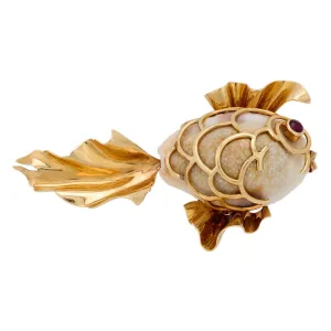 Mid Century cowrie shell ruby 14k yellow gold fish brooch