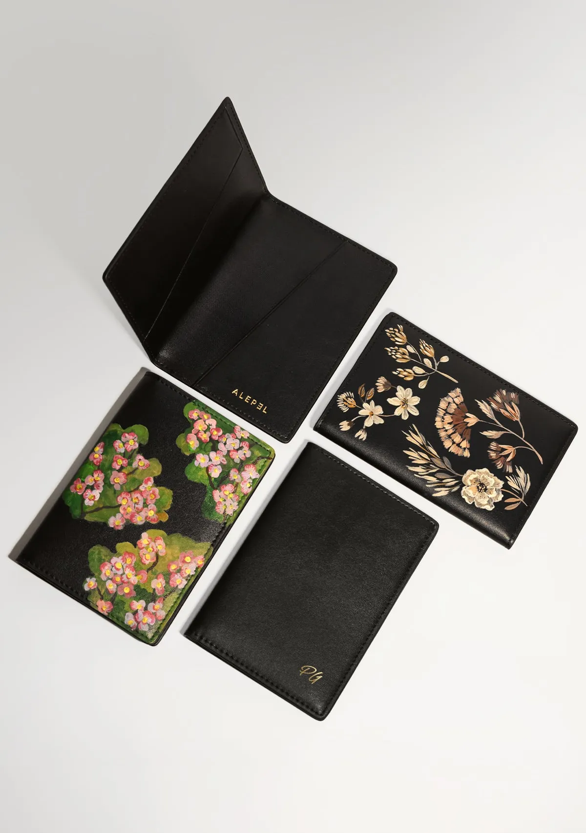 Mocha Mousse Passport Holder