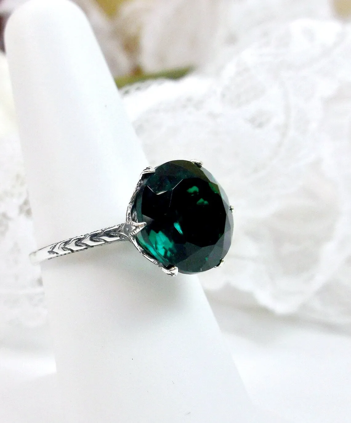 Natural Emerald Ring,  Classic Jewelry #D37