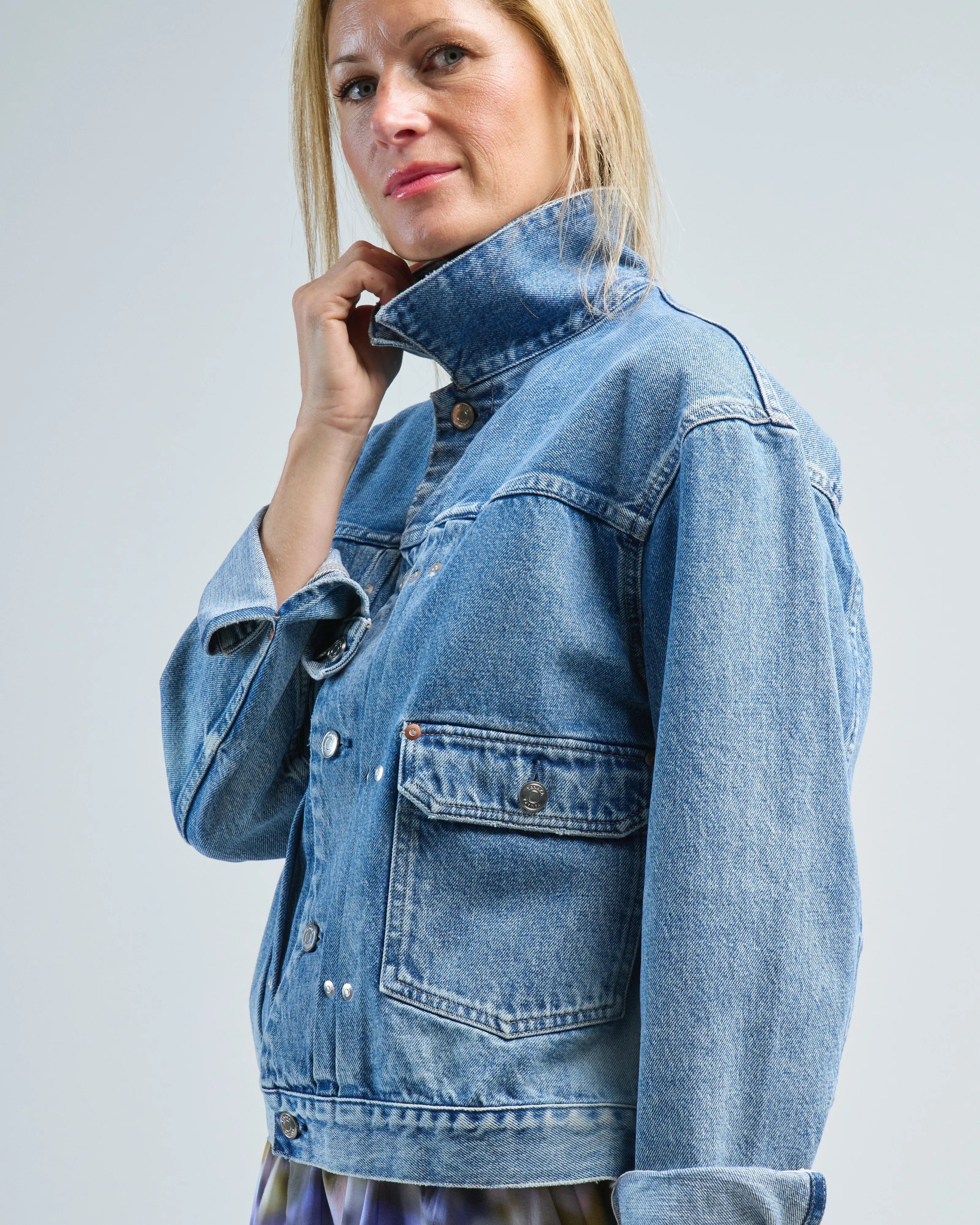 new classic jean jacket