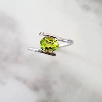 Oval Arizona Peridot Ring
