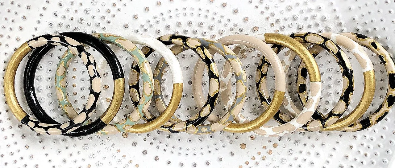 Oyster Bangles©️- 69 Color Options