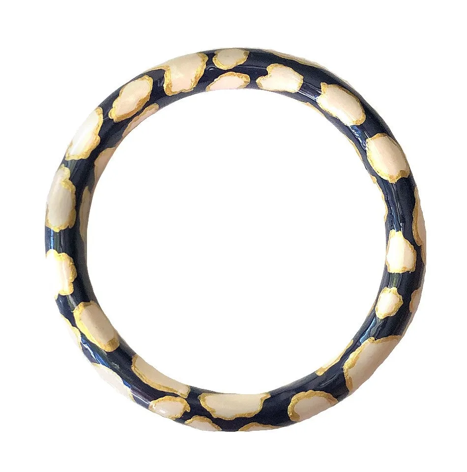 Oyster Bangles©️- 69 Color Options