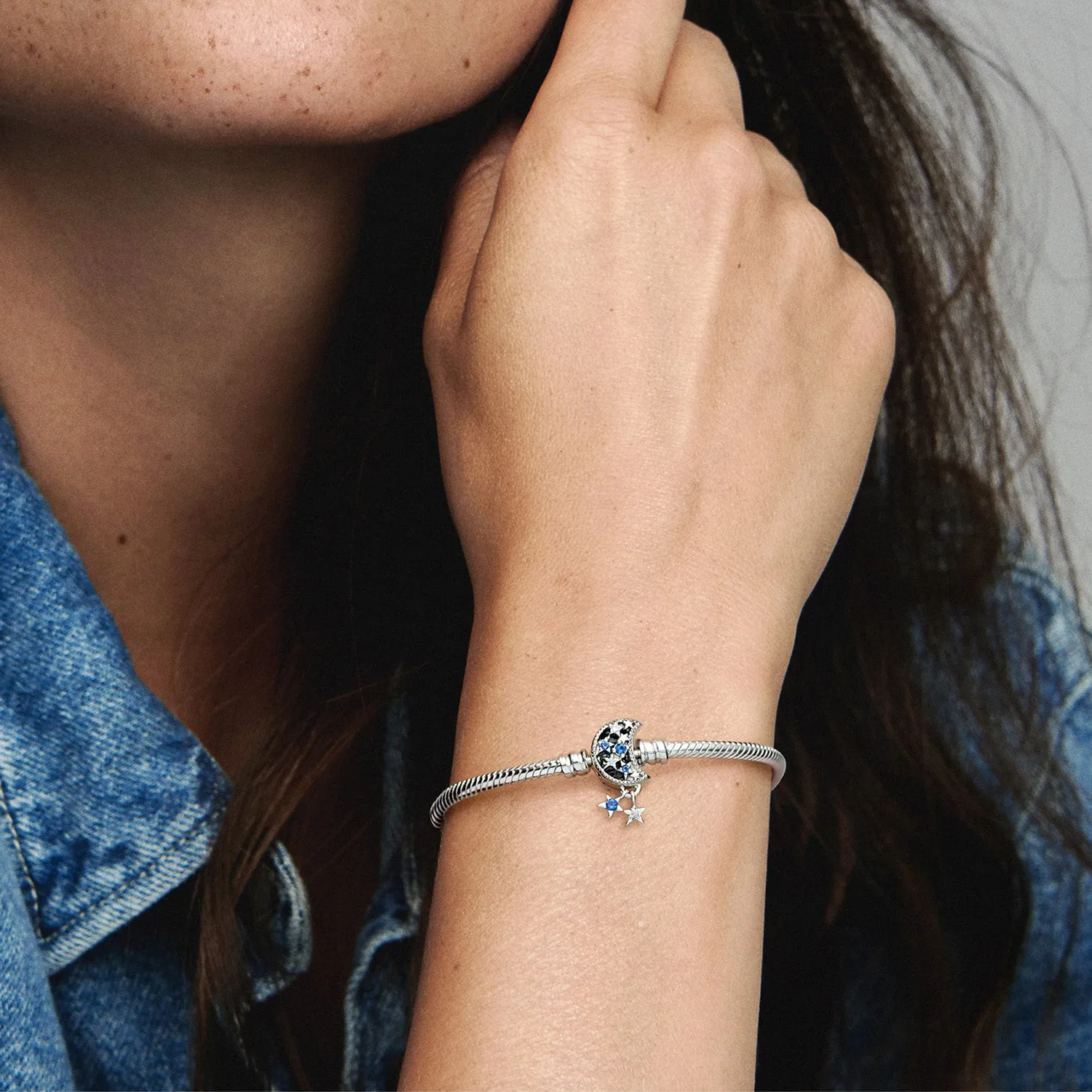 Pandora - Sparkling Blue Moon armbånd - Sølv