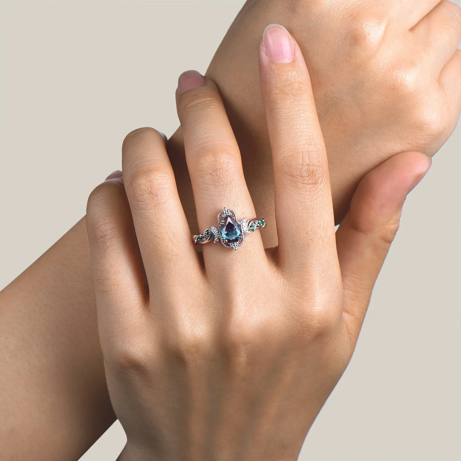 Pear Cut Color-change Alexandrite Engagement Ring Diamond Moon Twisted Ring