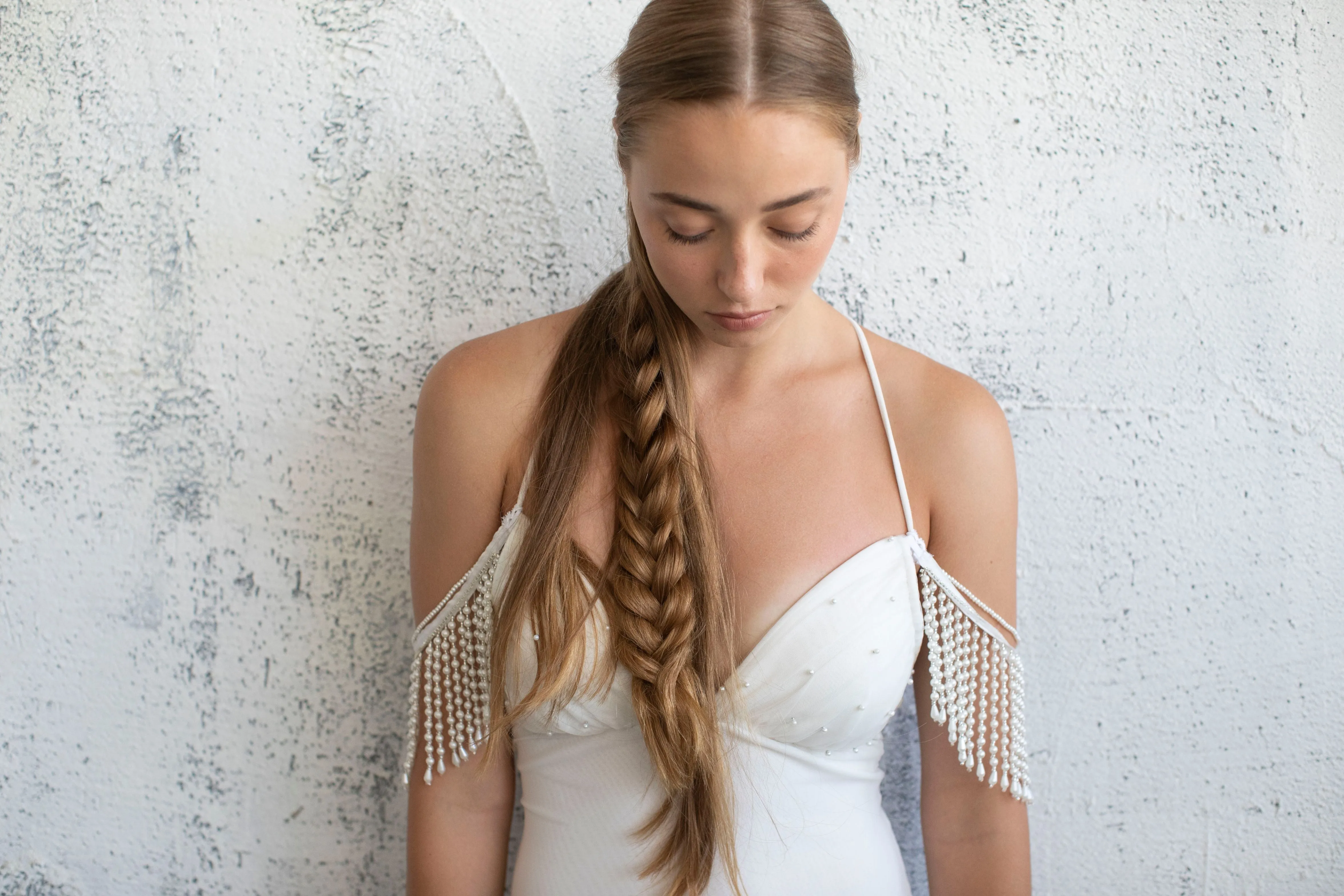 Pearl Shoulder Necklace