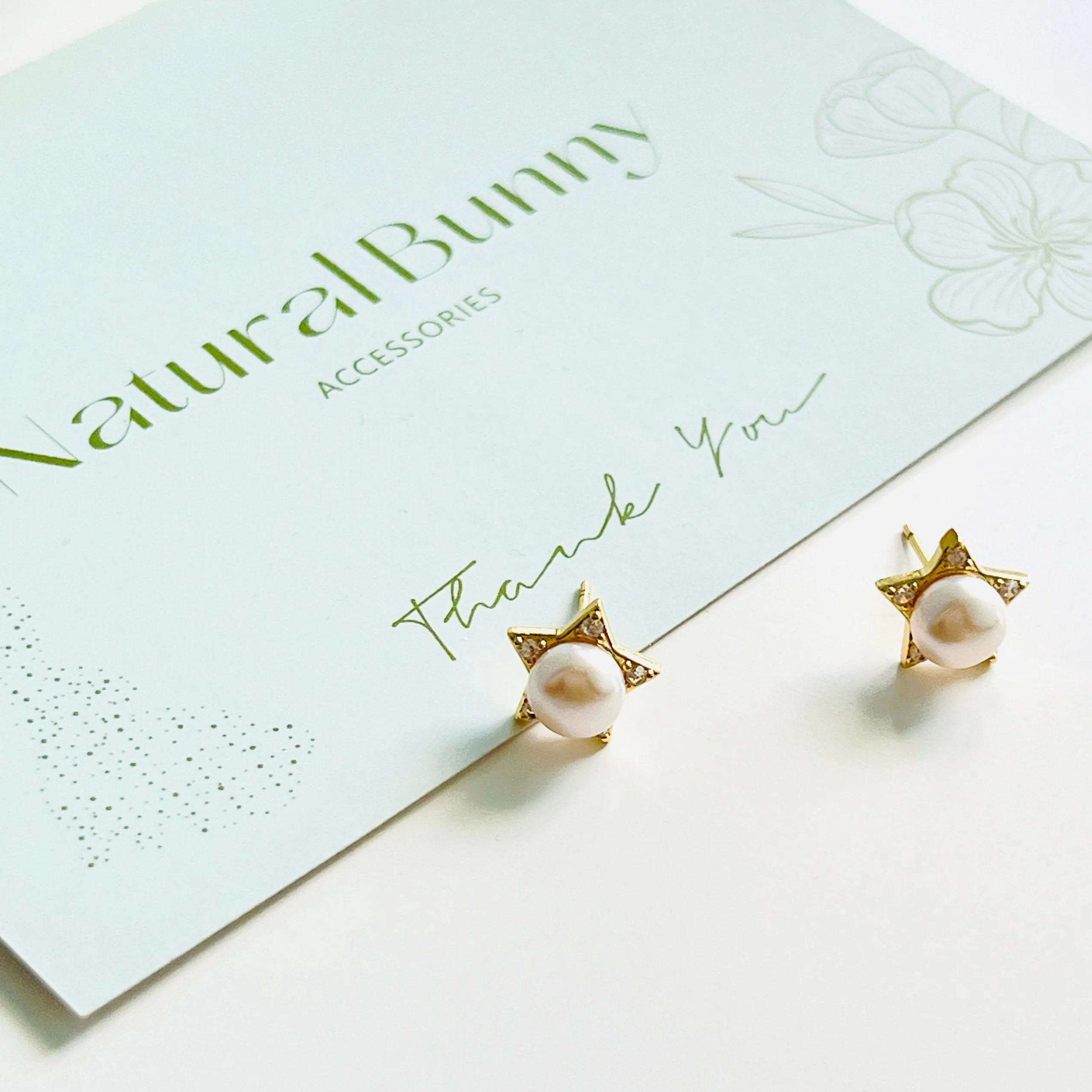 Pearl Star Stud Earrings