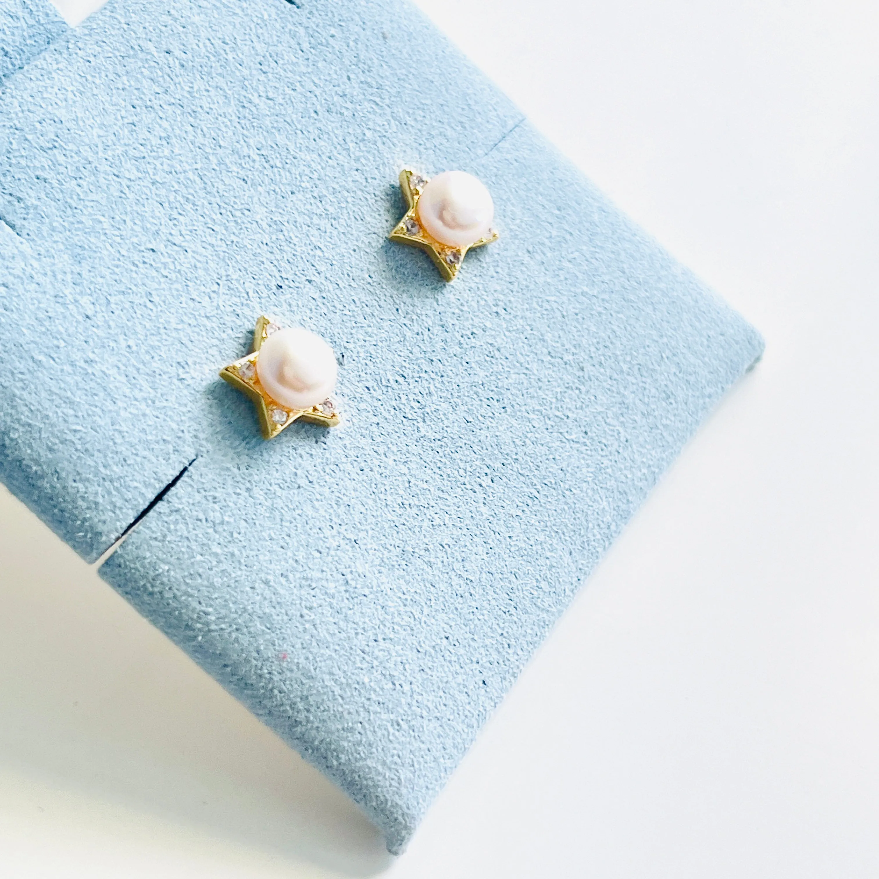Pearl Star Stud Earrings