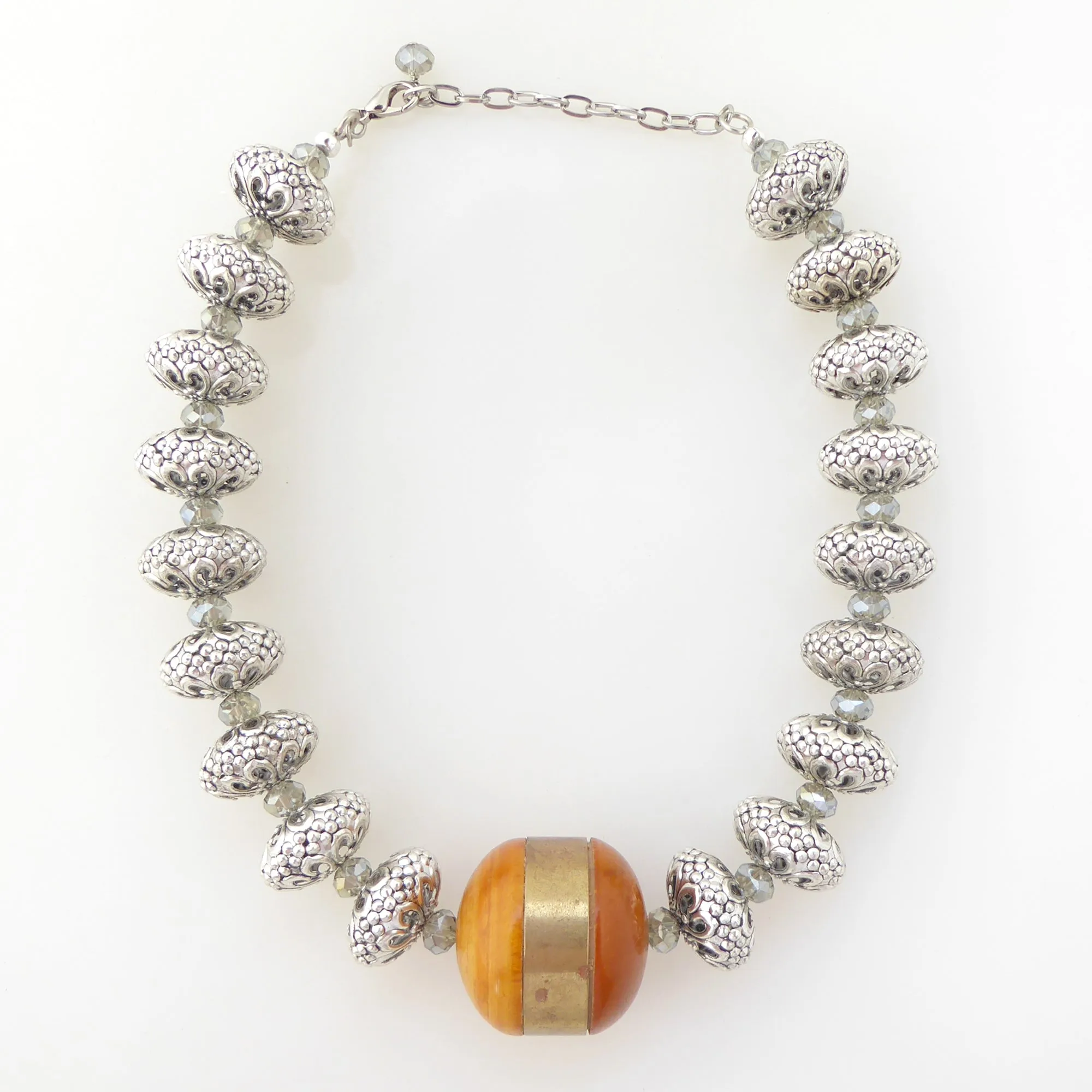 Silver elder necklace