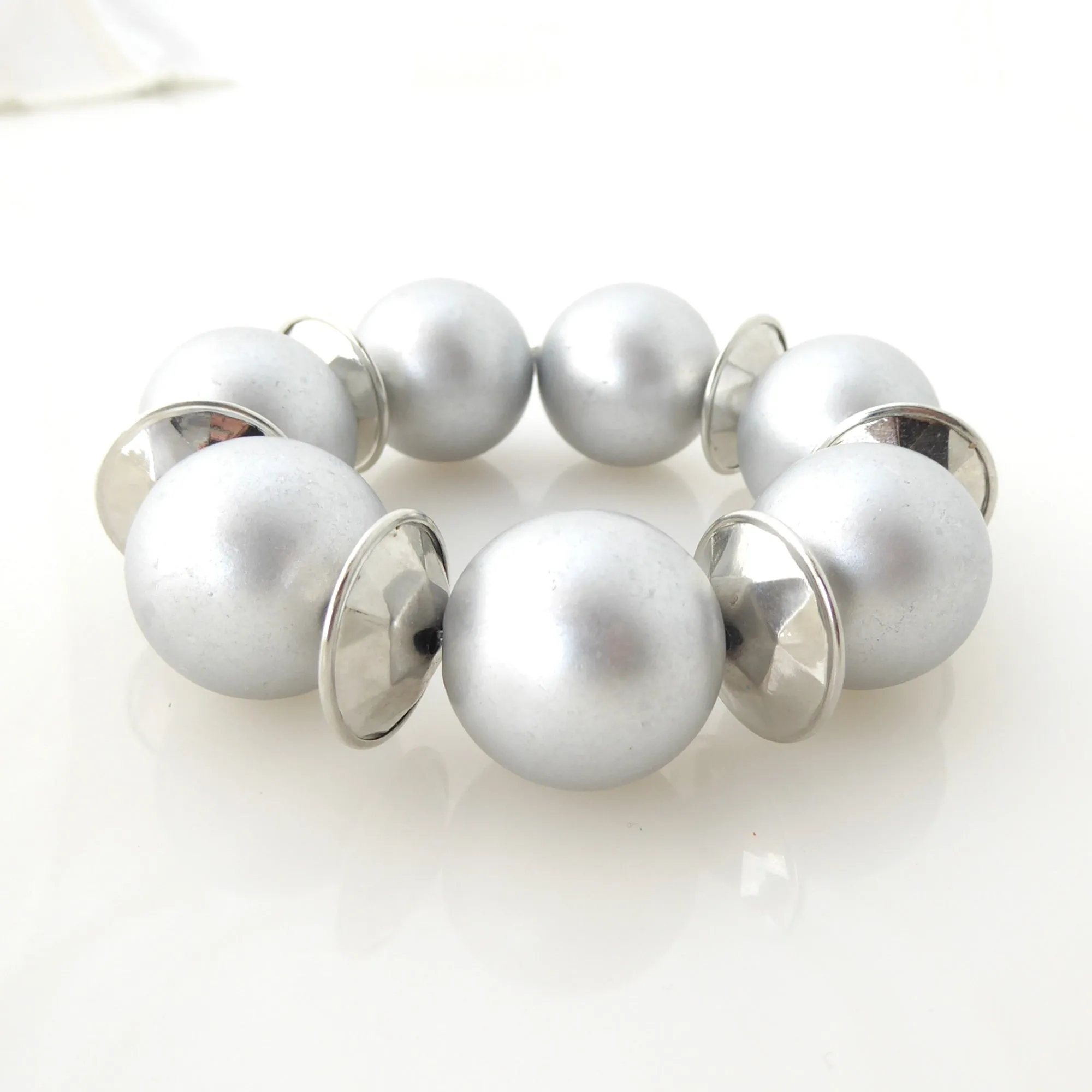Silver kimoyo bead bracelet