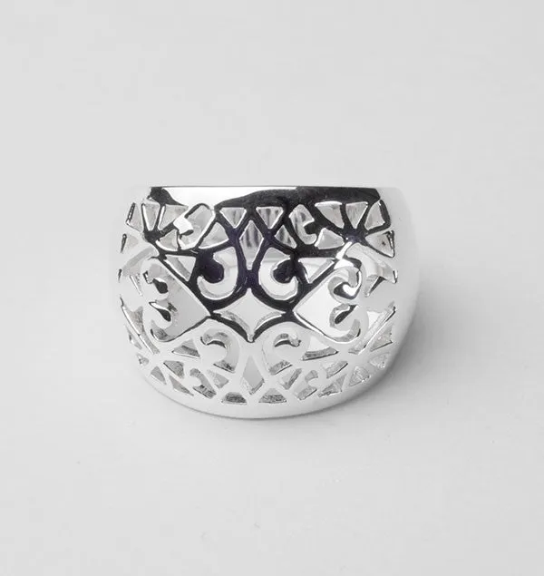 Southern Gates Sterling Silver Domed Scroll Ring, Size 8 (81110)