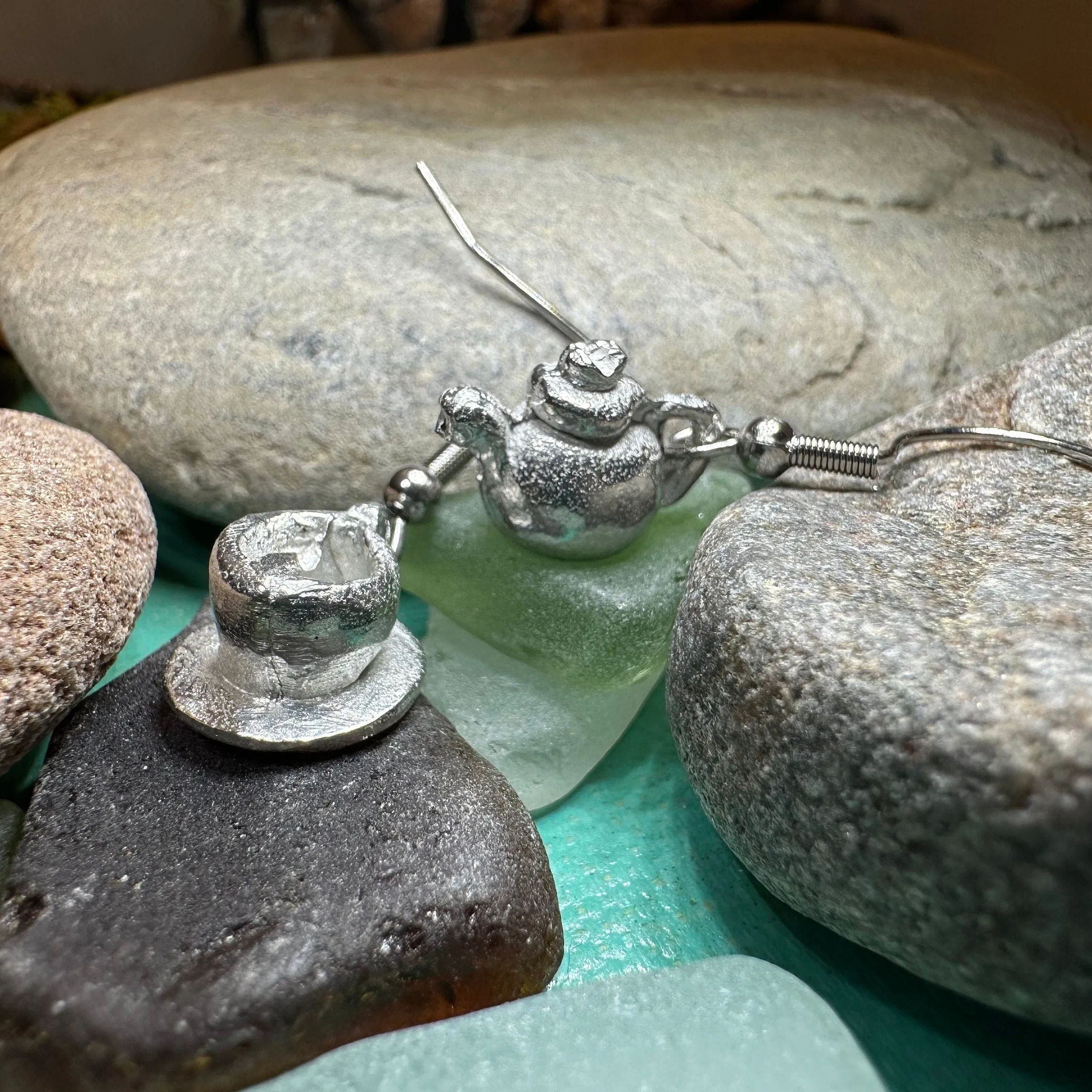 Spot O' Tea Teapot & Cup Earrings