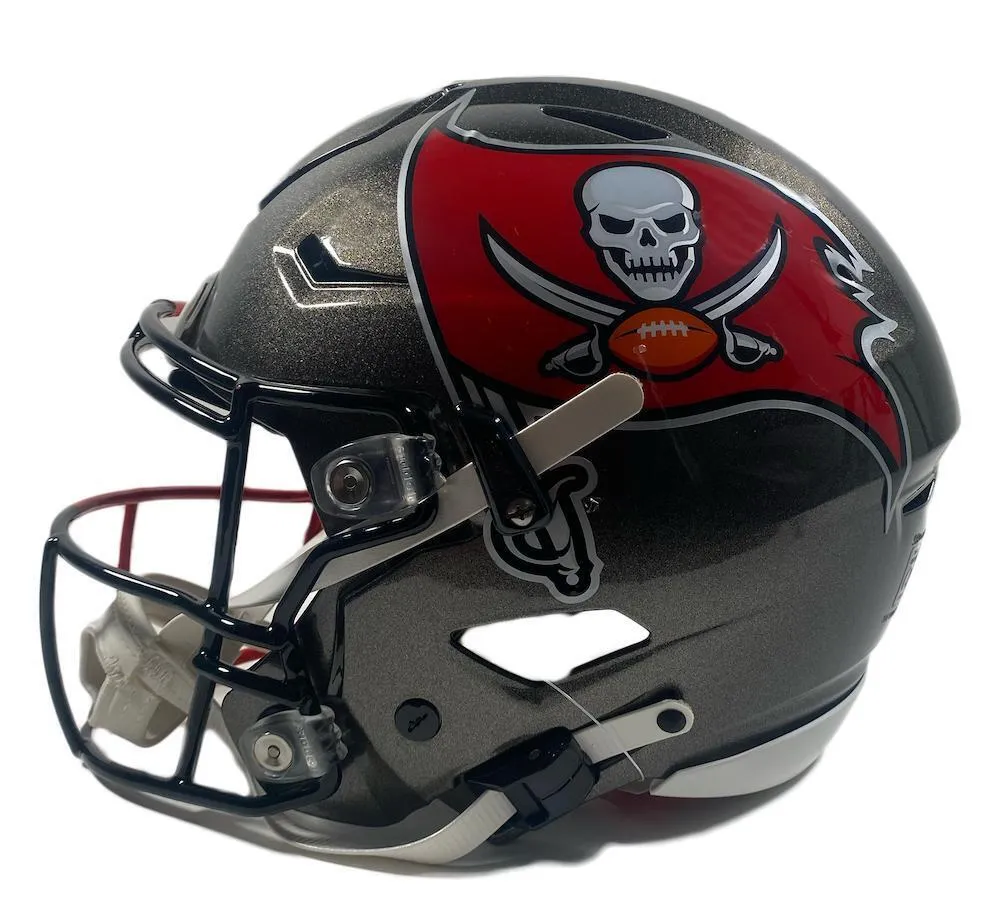 TOM BRADY Autographed Patriots / Buccaneers Authentic Speed Flex Helmet FANATICS