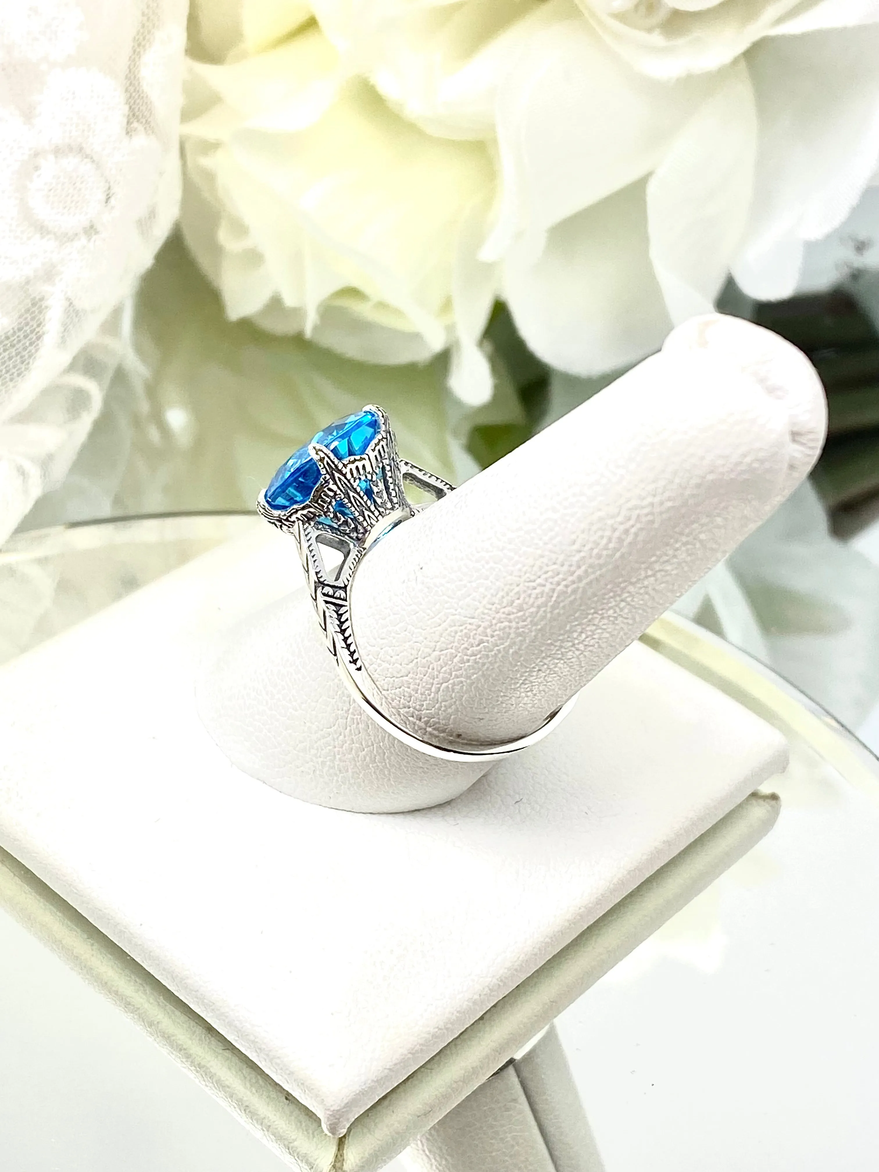 Topaz Ring, Natural Swiss Blue Solitaire, Classic Jewelry #D37