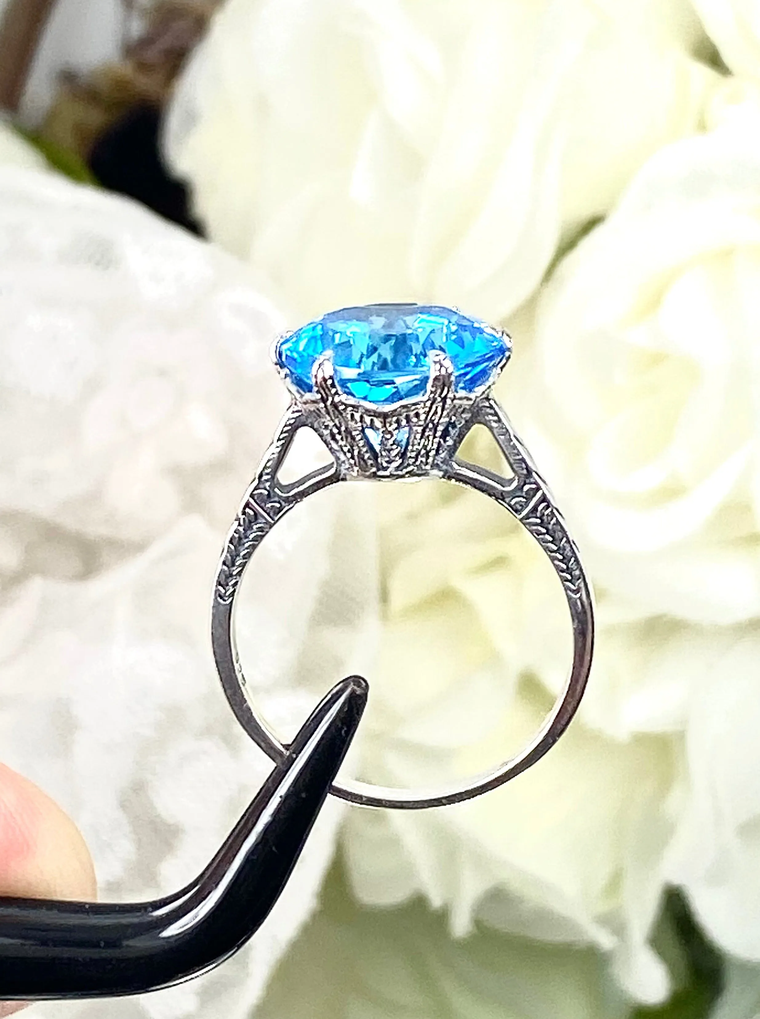 Topaz Ring, Natural Swiss Blue Solitaire, Classic Jewelry #D37