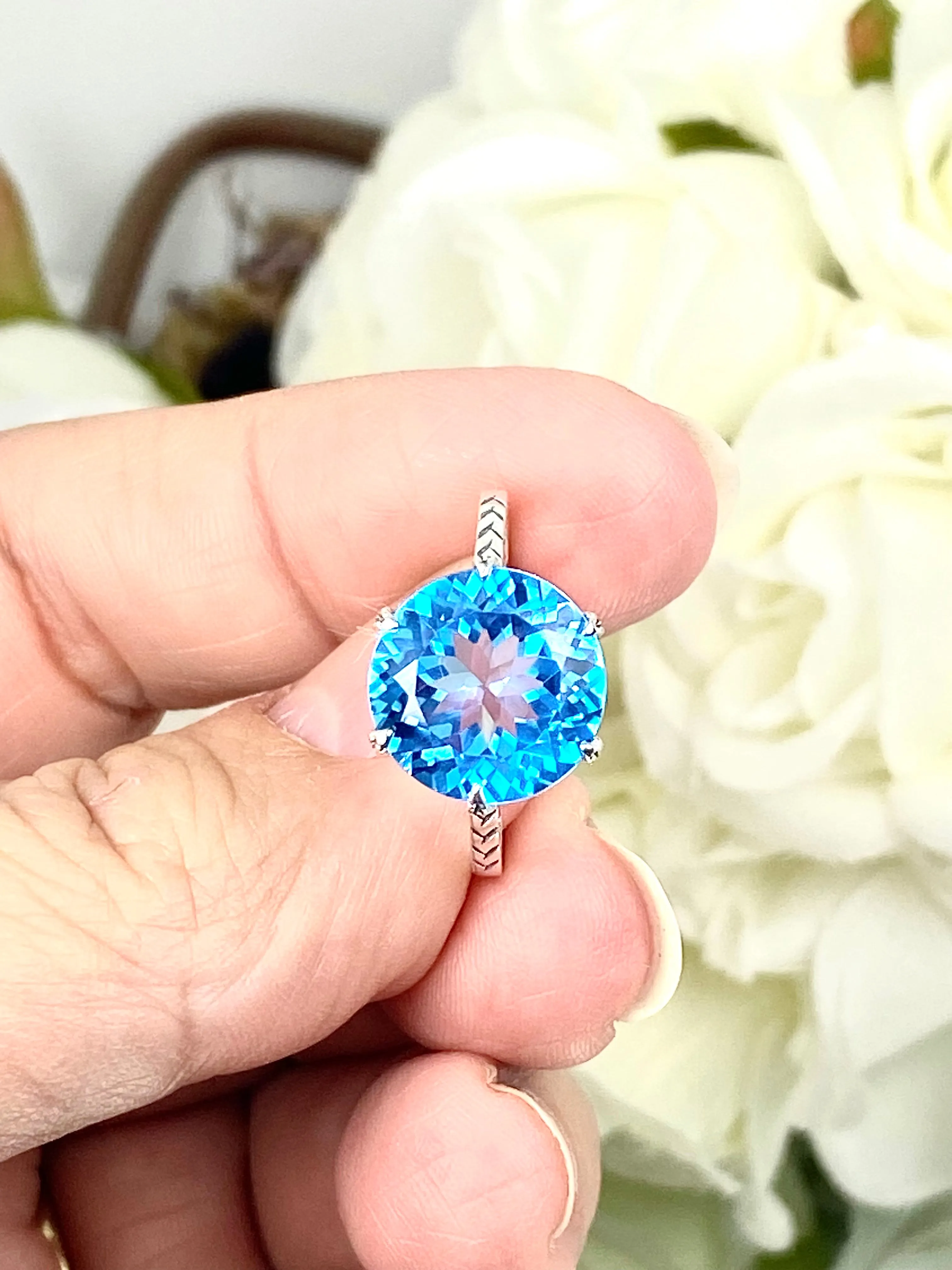 Topaz Ring, Natural Swiss Blue Solitaire, Classic Jewelry #D37