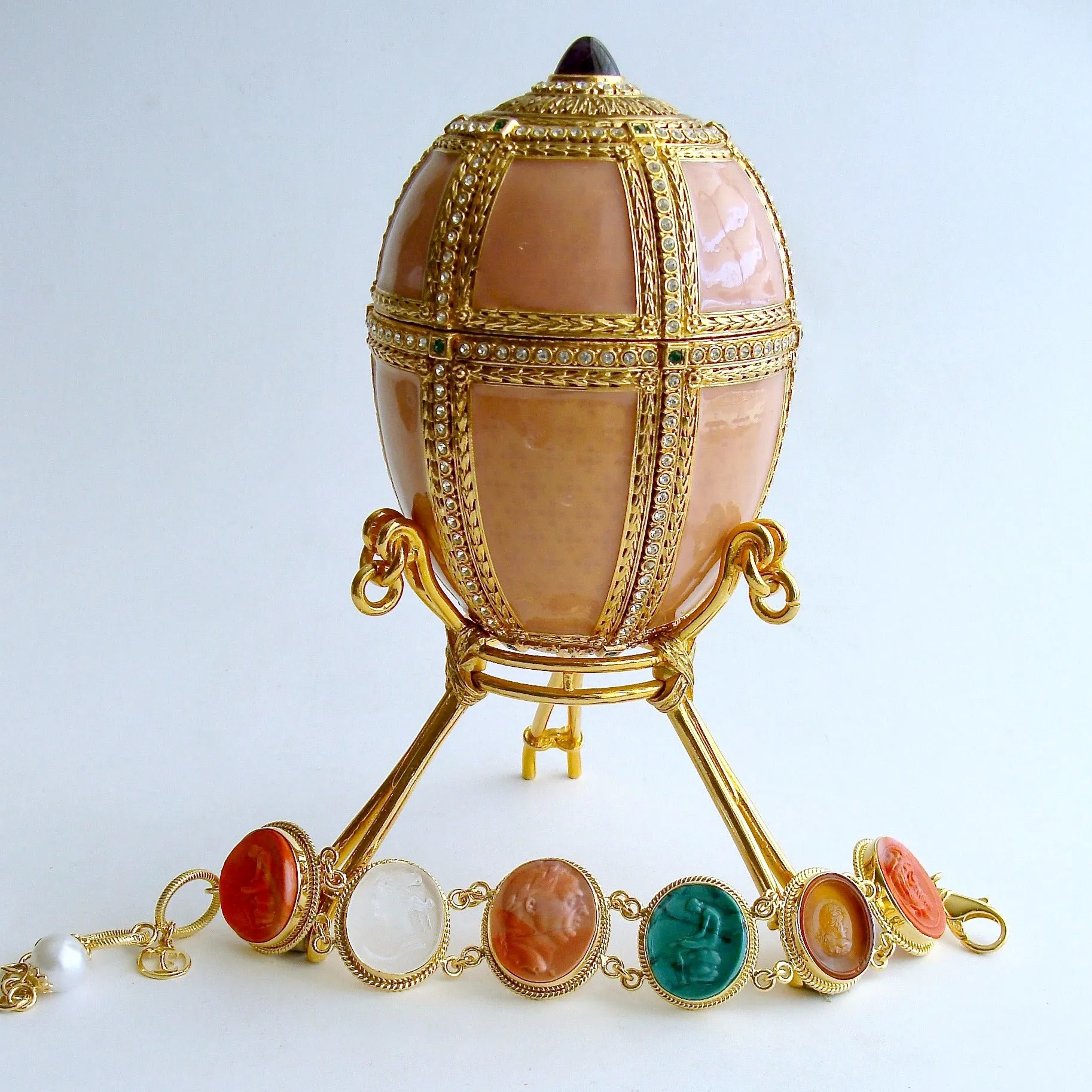 Venetian Glass Intaglio Cameo Bracelet - Castelluccio Intaglio Cameo Adjustable Bracelet