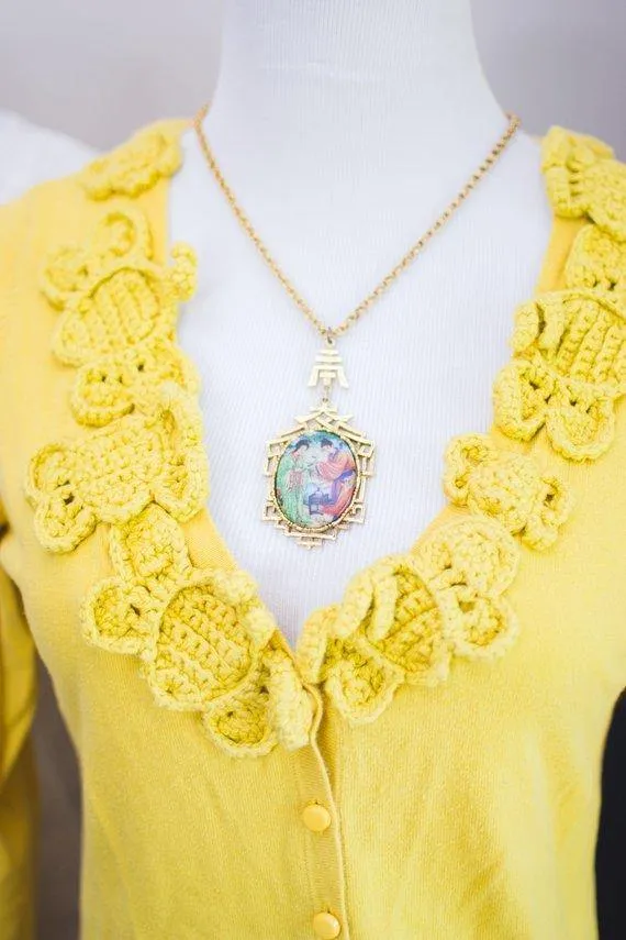 Vintage 1960s Asian Garden Scene Necklace with Geisha, Statement Necklace, Long Pendant